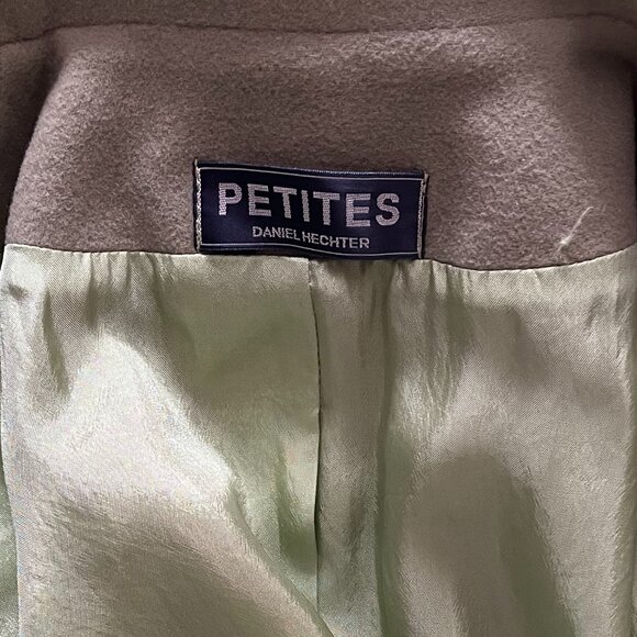 Vintage Pale Moss Green Wool/Cashmere Daniel Hechter Petites Blazer, Size Small - Picture 6 of 8